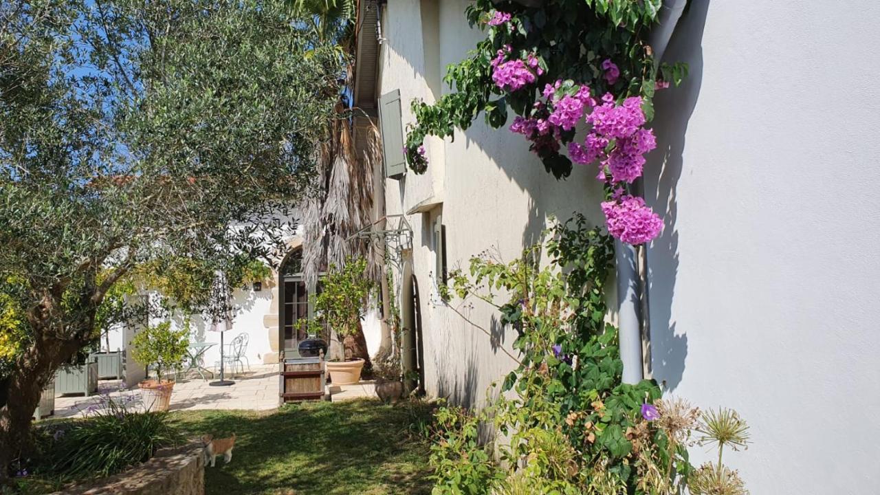 La Bastide De Guiche Entre Ocean Et Montagnes Apartment Exterior photo